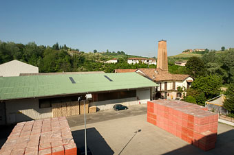 Vista dall'alto della Fornace Eugenio Casetta di Alba Vista dall'alto della Fornace Eugenio Casetta di Alba